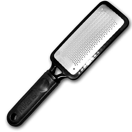 Lima y removedor de callos para pies, Colossal Mejor herramienta de cuidado de pedicura para pies con superficie de metal para quitar durezas. Se puede utilizar en pies húmedos y secos; lima de acero inoxidable de grado quirúrgico