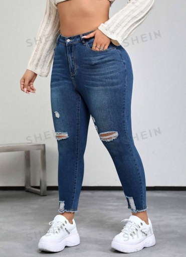 [sz2307240484059641] EZwear Plus Ripped Raw Cut Skinny Jeans